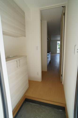 シャーメゾンセナンの玄関