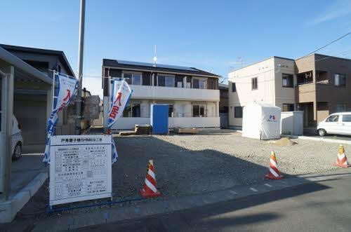 シャーメゾンセナンの駐車場