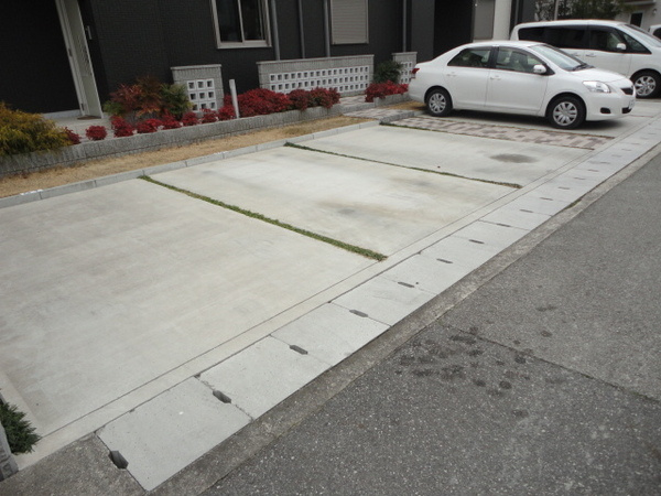 アルコイリスの駐車場