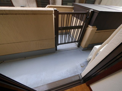 【バルコニー】 | 荒井ビル