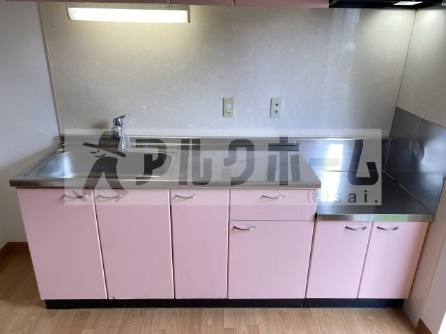 南小阪合ハイツのキッチン