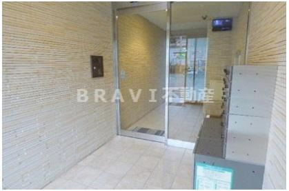 アマービレ森ノ宮　BRAVI不動産のエントランス|【アマービレ森ノ宮】落ち着いたエントランスです