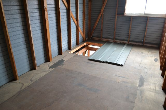 高柳シャッター付ガレージ倉庫のその他|２階倉庫部分