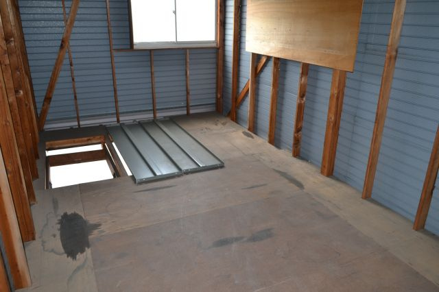 高柳シャッター付ガレージ倉庫のその他|２階倉庫部分