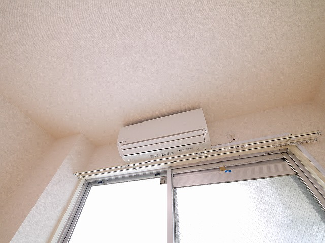 コーポ三和新大宮2号館の設備