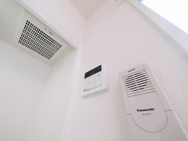 コーポ三和新大宮2号館の設備