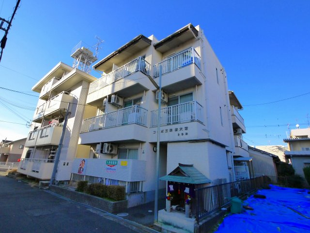 コーポ三和新大宮Ⅱ号館の外観|外観もきれいです