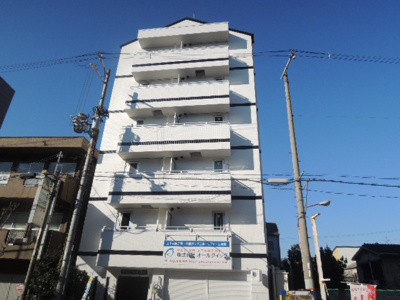 【エントランス】 | グランソシエ出戸