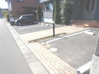 【駐車場】 | 前面道路