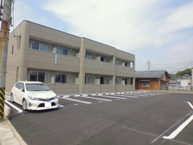 倉敷市児島小川６丁目のアパートの駐車場