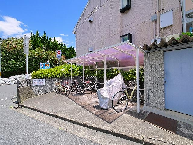 チェリーヒルズのその他共用部分|自転車置き場です