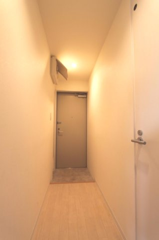 【玄関】 