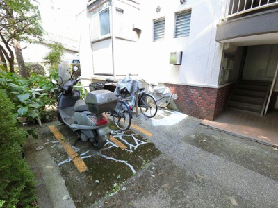 【その他共用部分】 | 宮前平グリーンハイツ42号棟 | 駐輪場・バイク置き場