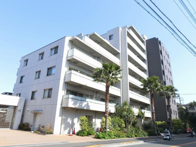 【外観】 | ライオンズウイングゲート | 南向きのテラス・専用庭付です♪
