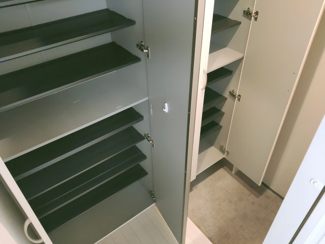 Kコート南小岩の玄関