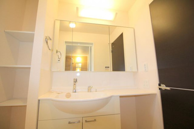 【独立洗面台】 | リバーサイド響