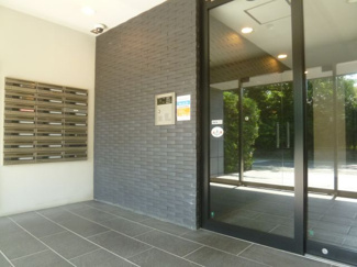 【エントランス】