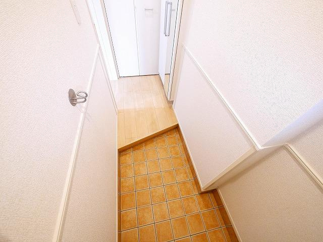 クレールコートⅡの玄関|ゆったりとした玄関です