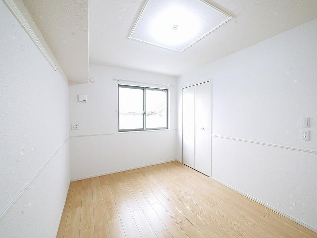 クレールコートⅡの寝室|寝室にぴったりのお部屋です