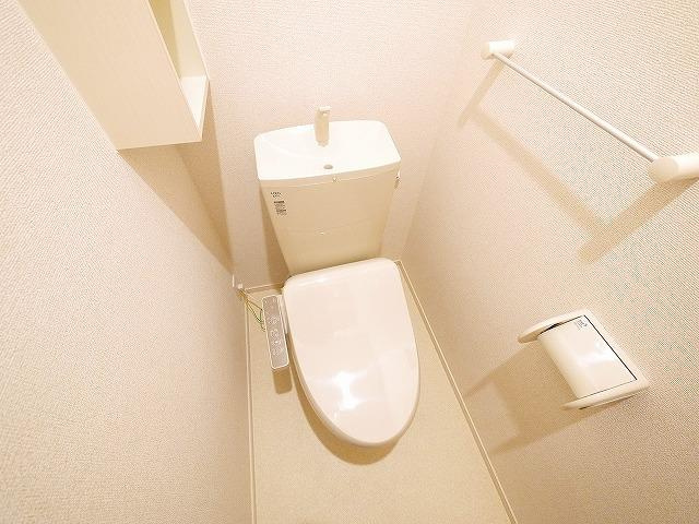 クレールコートⅢのトイレ|シンプルで使いやすいトイレです