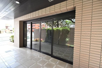 【エントランス】 | エントランス　オートロック完備