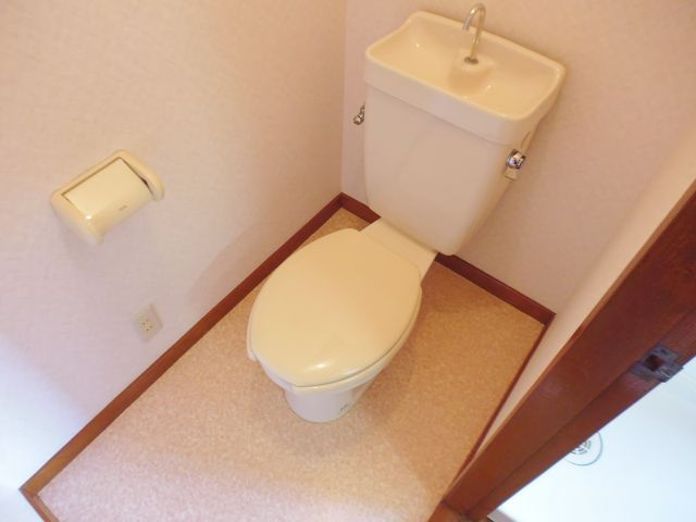 押部マンション2のトイレ