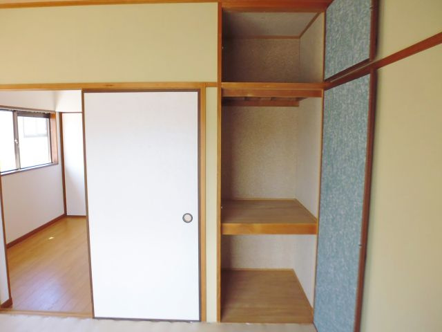 押部マンション2の収納