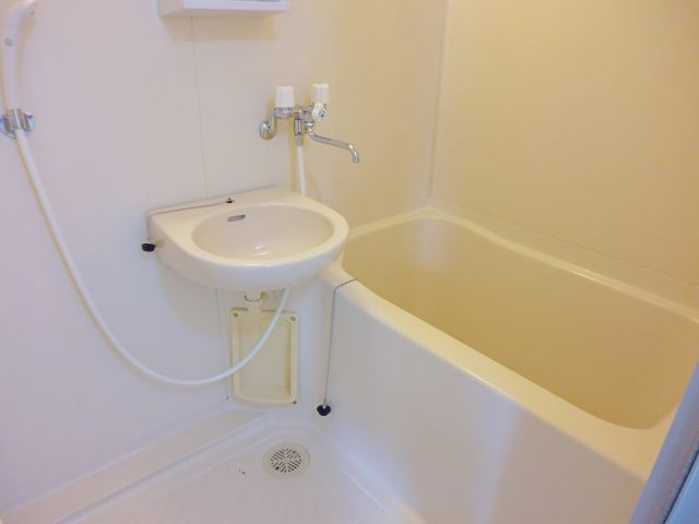 押部マンション2の浴室