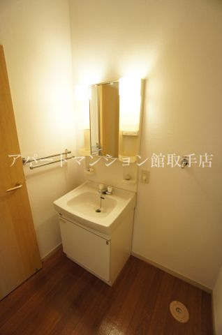 シェル青柳Bの独立洗面台