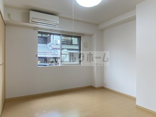 ハイツ赤坂の洋室