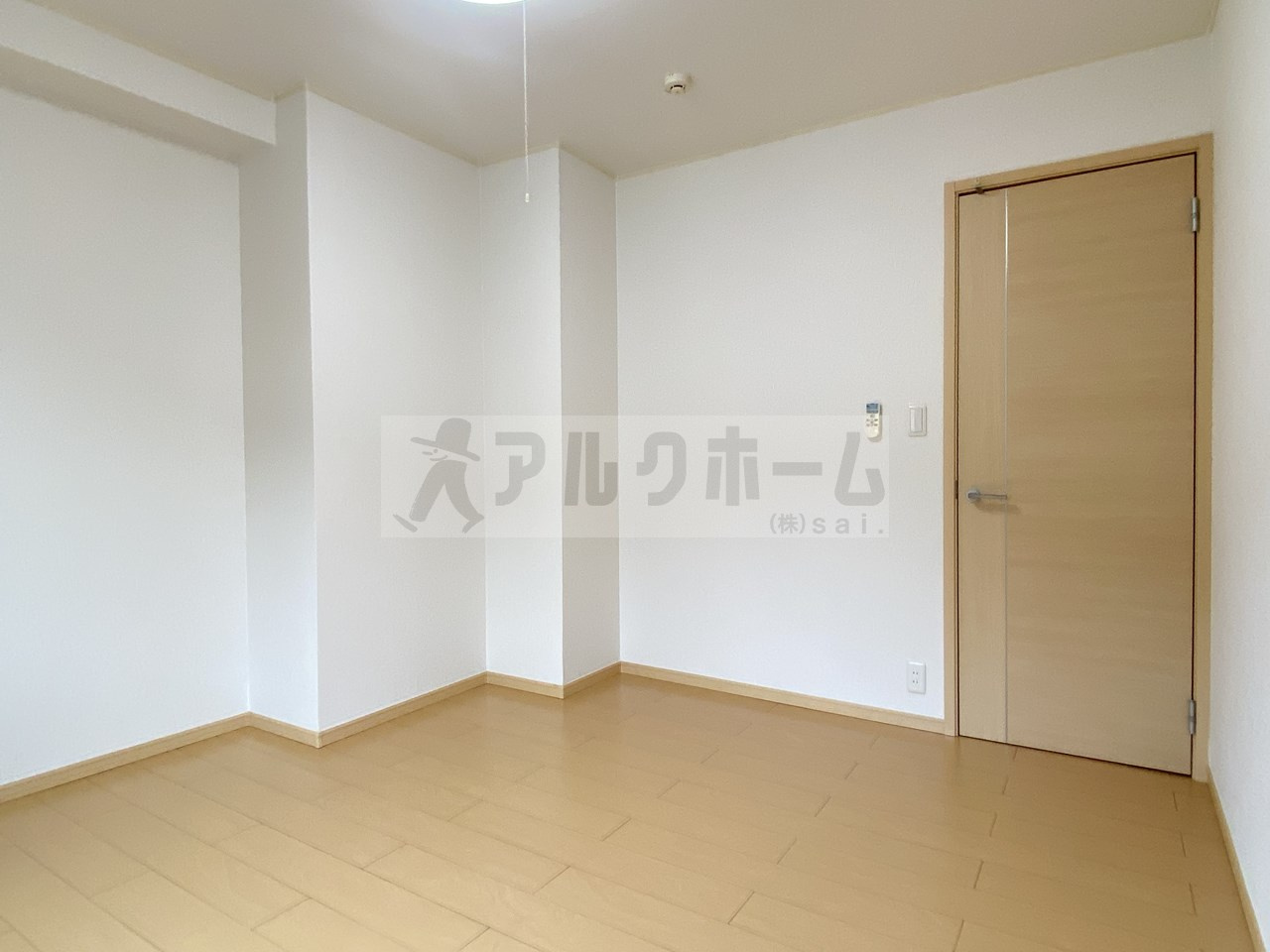 ハイツ赤坂の洋室