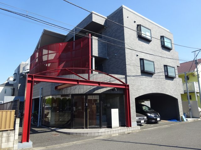 レシルフィードの外観