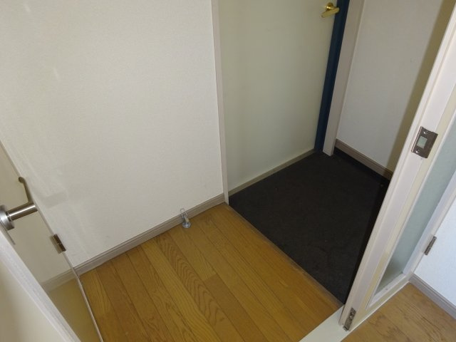 レシルフィードの玄関