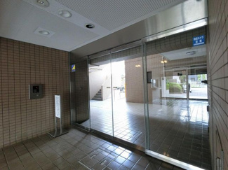 【エントランス】