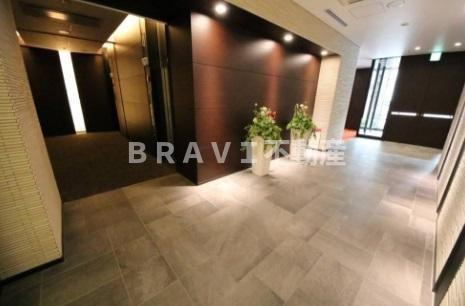 プラウドタワー安堂寺 BRAVI不動産のロビー