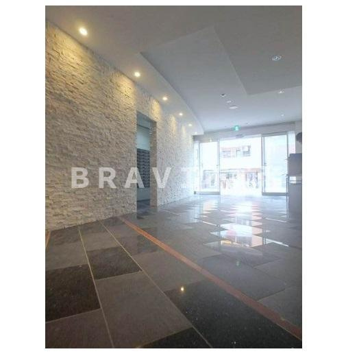 セレニテ北久宝寺　BRAVI不動産のロビー|【セレニテ北久宝寺】ロビーです