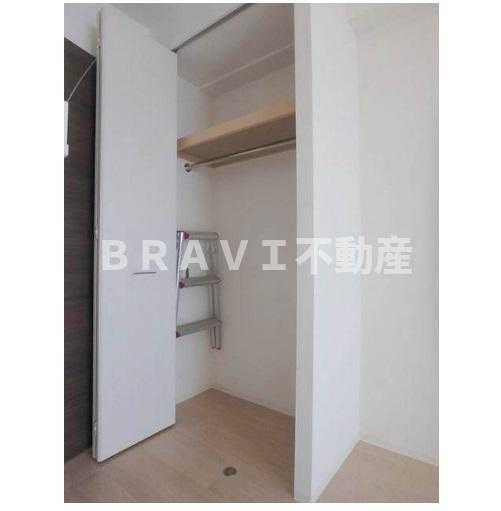 セレニテ北久宝寺　BRAVI不動産の収納|【セレニテ北久宝寺】十分な収納スペースがあります
