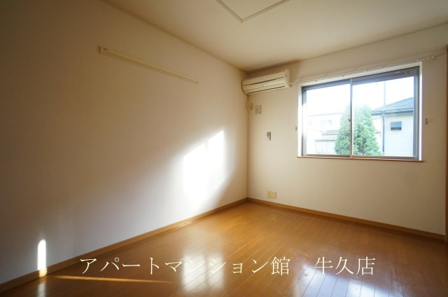 セレッソ参番館の居間・リビング