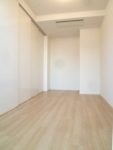 ブランズタワーみなとみらいの洋室