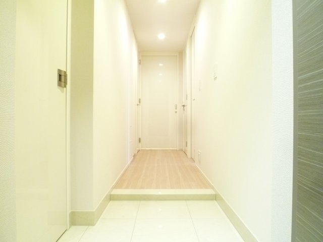 ブランズタワーみなとみらいの玄関