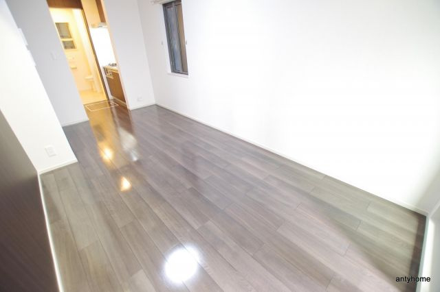 ハピネス浦江2の居間・リビング