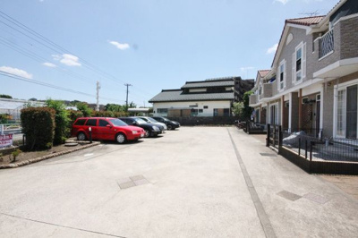 【駐車場】 | グラシューヴィラ | グラシューヴィラ