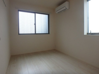【寝室】 | SKY RESIDENCE