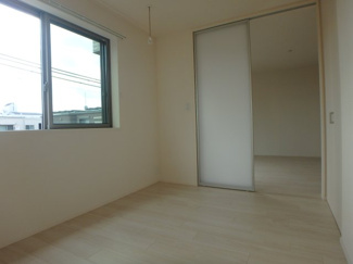 【洋室】 | SKY RESIDENCE