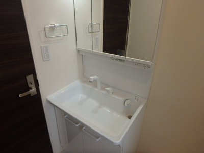  | SKY RESIDENCE