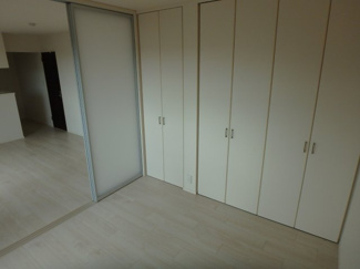 【洋室】 | SKY RESIDENCE