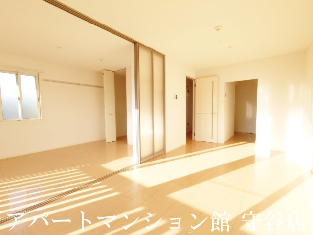 プランドール清水の玄関