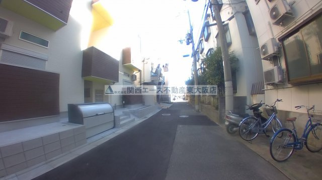 【周辺】 | エルサチ