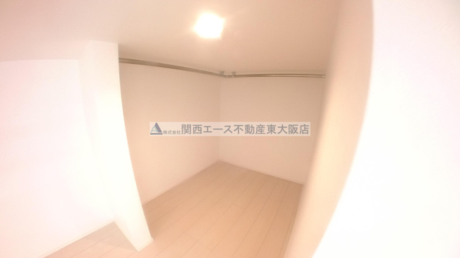  | エルサチ
