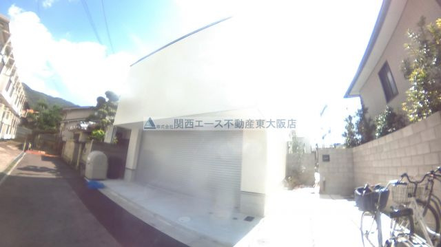 【外観】 | Luxe本町